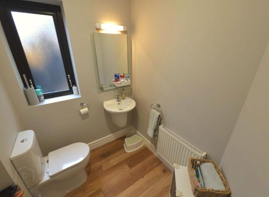 Ashthorn Avenue, Headford, H91D57V
