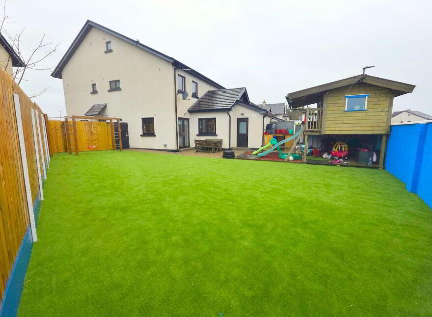 Ashthorn Avenue, Headford, H91D57V