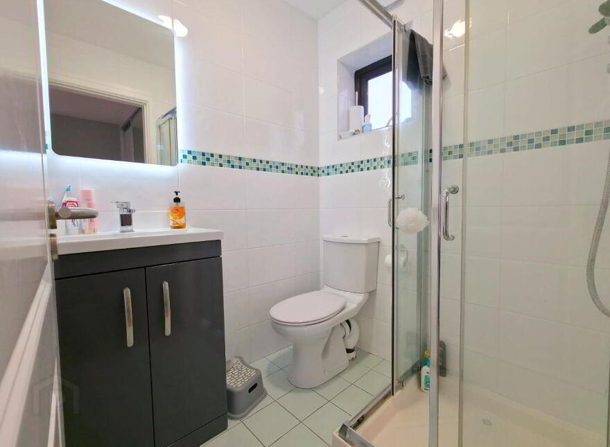 Ashthorn Avenue, Headford, H91D57V