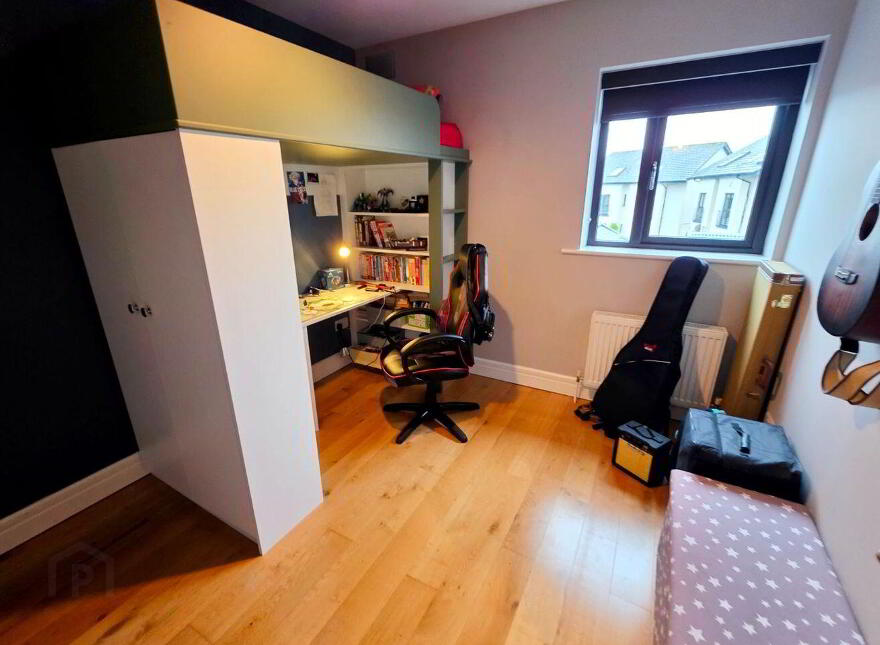 Ashthorn Avenue, Headford, H91D57V