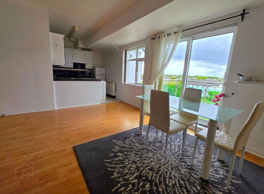 Penthouse Apartment, Tí Dhomhnaill, Gleann Na Rí, Murroogh, H91Y7X3