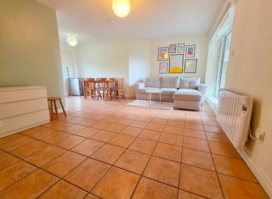 6 Arasain Na Mara, Grattan Road, Galway City Centre, H91PC03