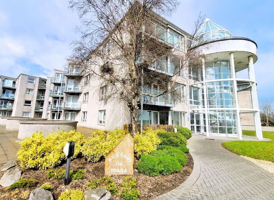 6 Arasain Na Mara, Grattan Road, Galway City Centre, H91PC03 photo
