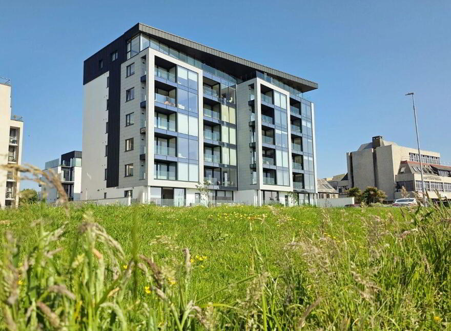 Apartment 14 Cova Da Iria, Galway City Centre, H91R2AH photo