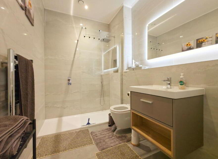 Apartment 14 Cova Da Iria, Galway City Centre, H91R2AH