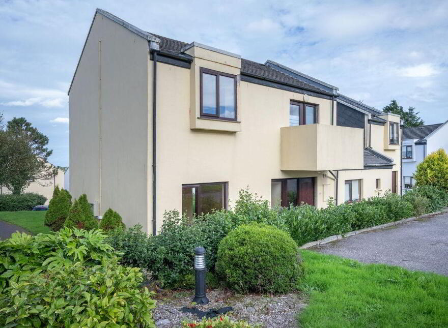 11 Carleton Village, Golf Links Road, Youghal, P36DA03 photo