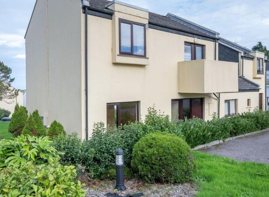 11 Carleton Village, Golf Links Road, Youghal, P36DA03