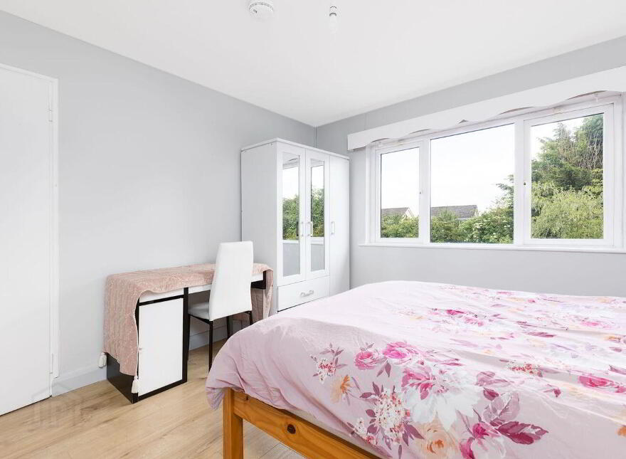 51 Castle Park, Clondalkin, Clondalkin, D22V092