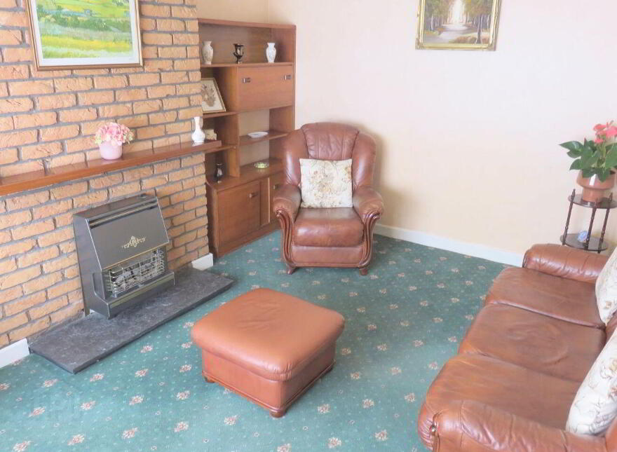 67 Saint John's Park East, Clondalkin, Clondalkin, D22X4E2