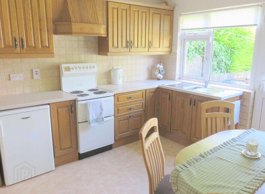 67 Saint John's Park East, Clondalkin, Clondalkin, D22X4E2