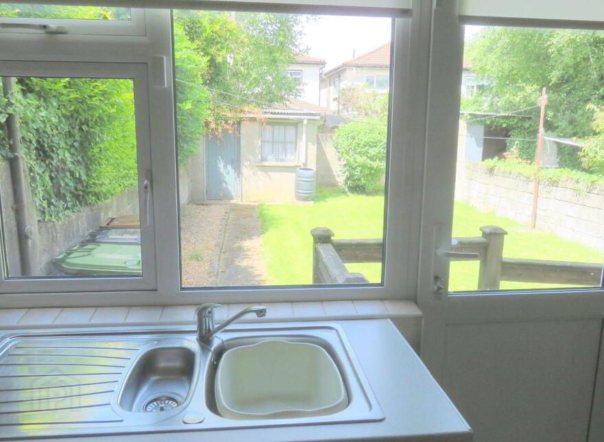 67 Saint John's Park East, Clondalkin, Clondalkin, D22X4E2