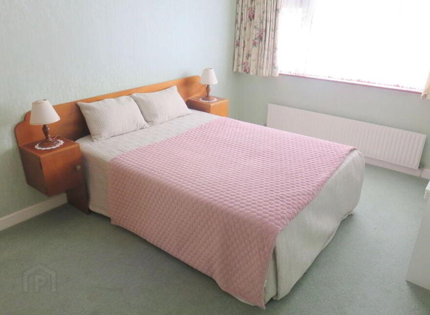 67 Saint John's Park East, Clondalkin, Clondalkin, D22X4E2
