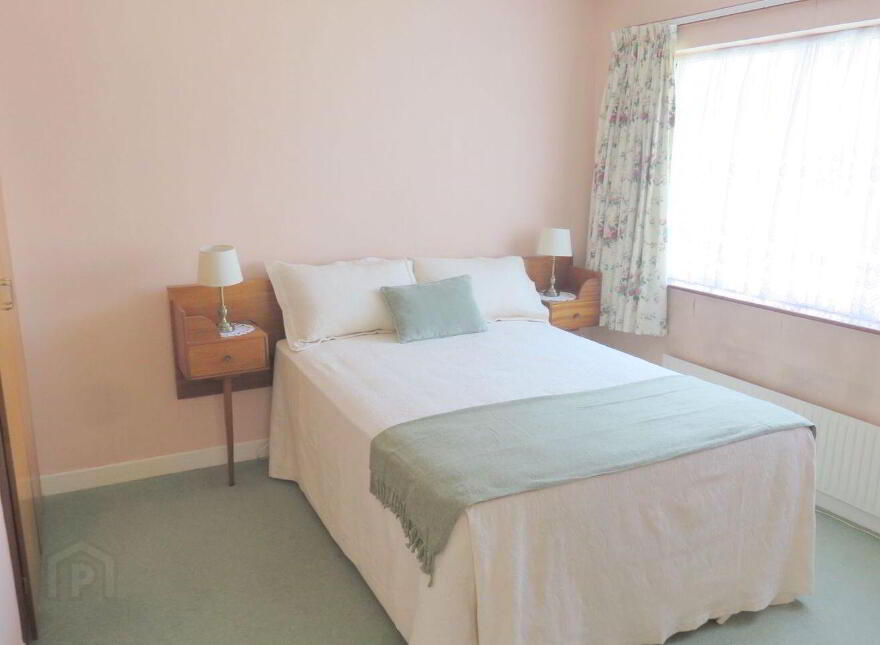 67 Saint John's Park East, Clondalkin, Clondalkin, D22X4E2