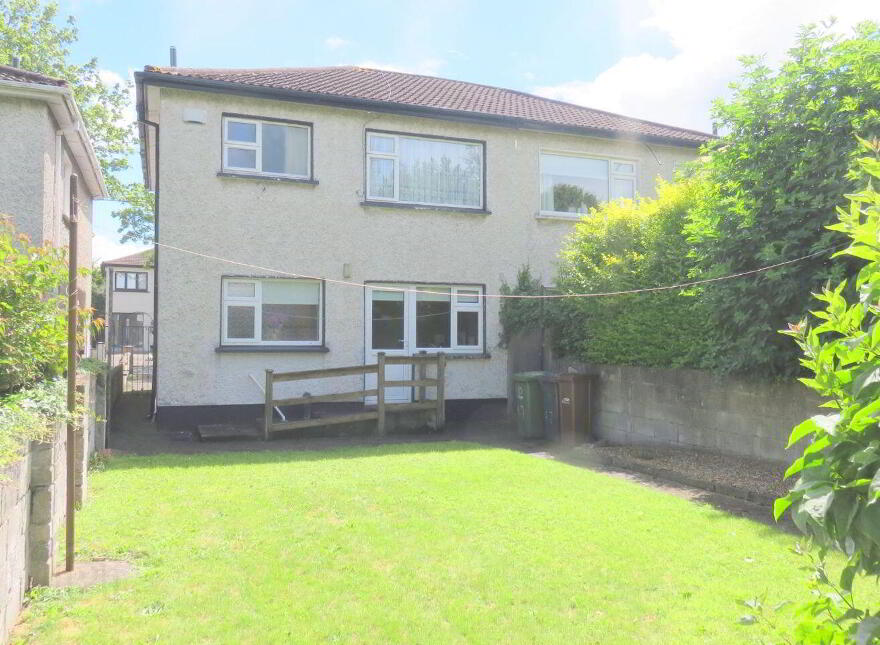 67 Saint John's Park East, Clondalkin, Clondalkin, D22X4E2