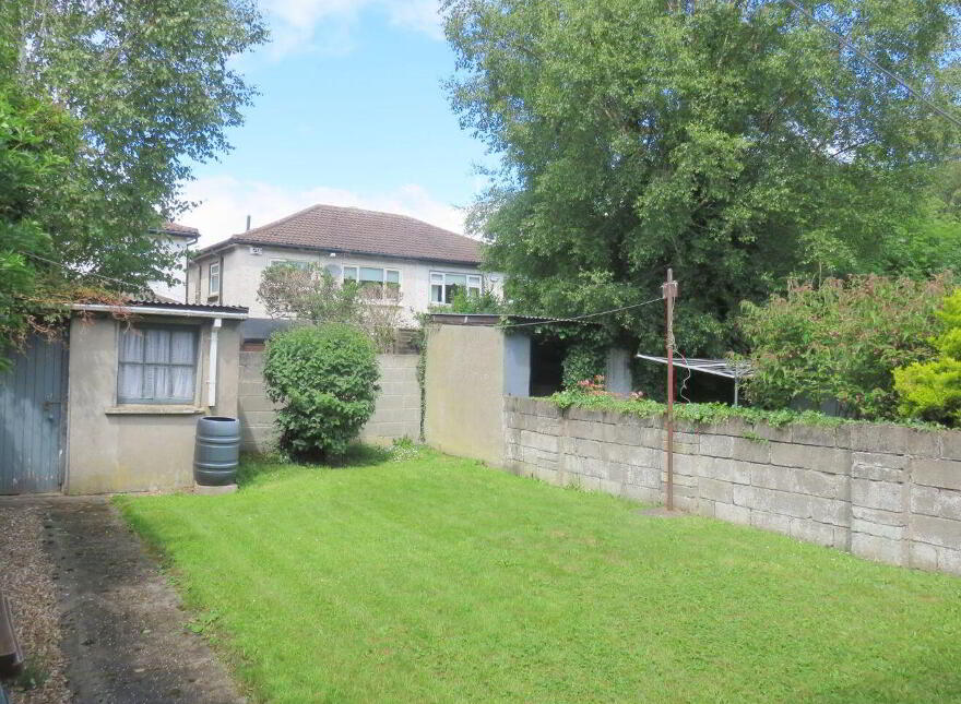67 Saint John's Park East, Clondalkin, Clondalkin, D22X4E2