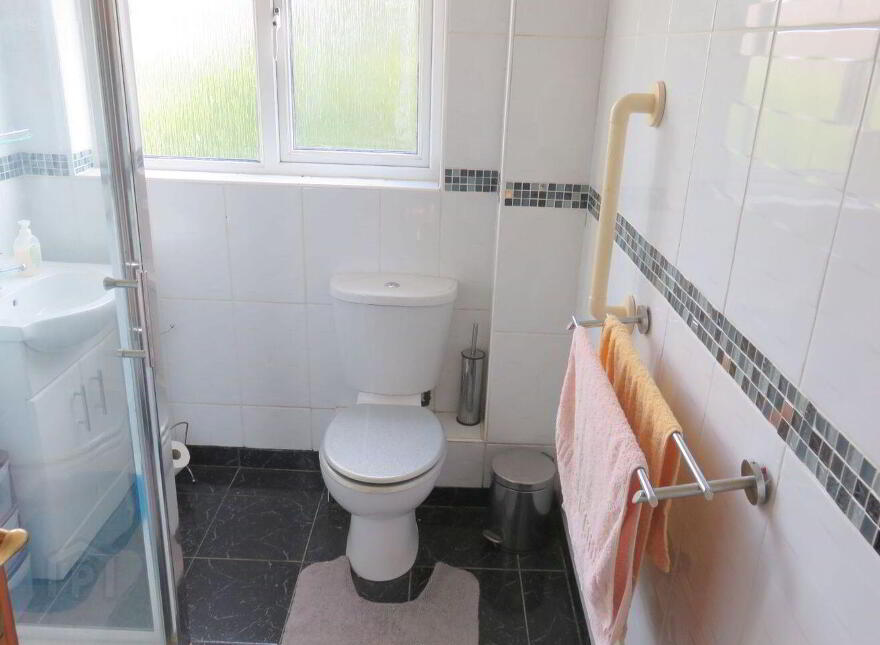 2 Pinewoods, Clondalkin, Clondalkin, D22N5V6