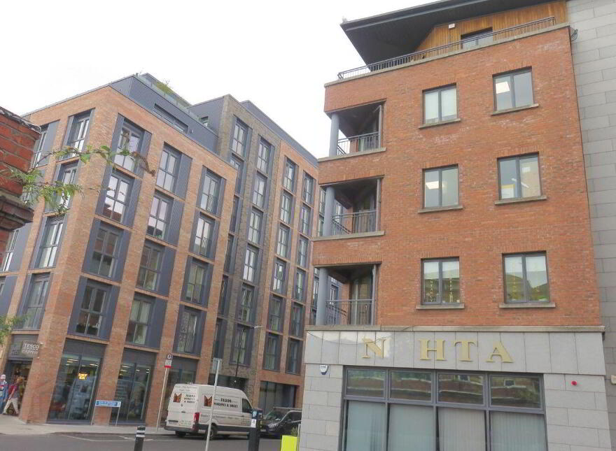 Apartment 8 Newmarket Hall, The Coombe, The Coombe, D08W659 photo