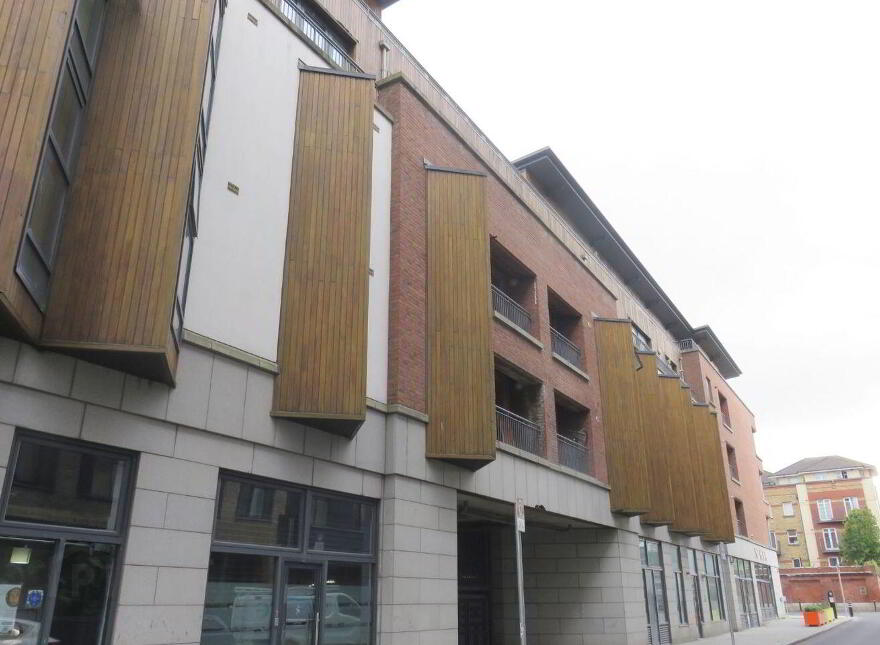 Apartment 8 Newmarket Hall, The Coombe, The Coombe, D08W659