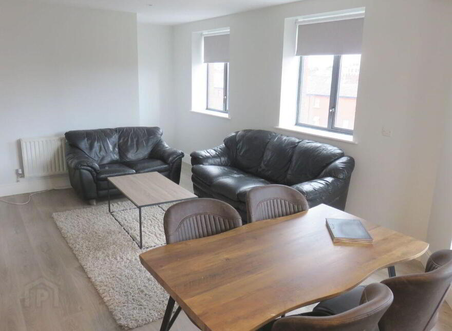 Apartment 8 Newmarket Hall, The Coombe, The Coombe, D08W659