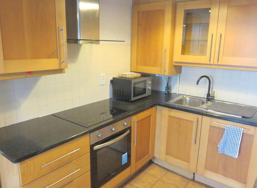 Apartment 8 Newmarket Hall, The Coombe, The Coombe, D08W659