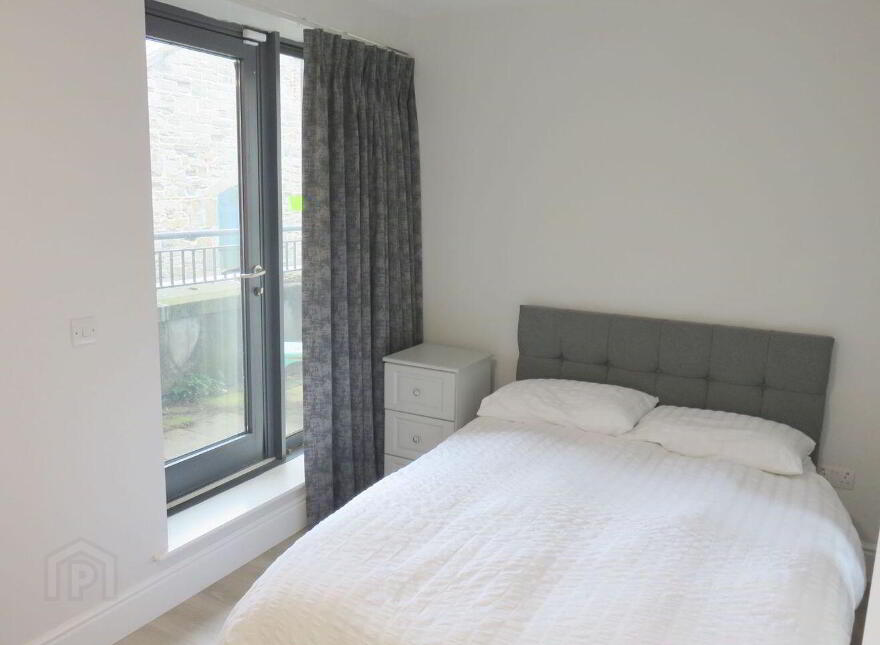 Apartment 8 Newmarket Hall, The Coombe, The Coombe, D08W659