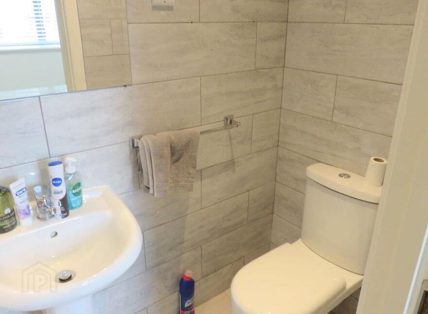 Apartment 8 Newmarket Hall, The Coombe, The Coombe, D08W659