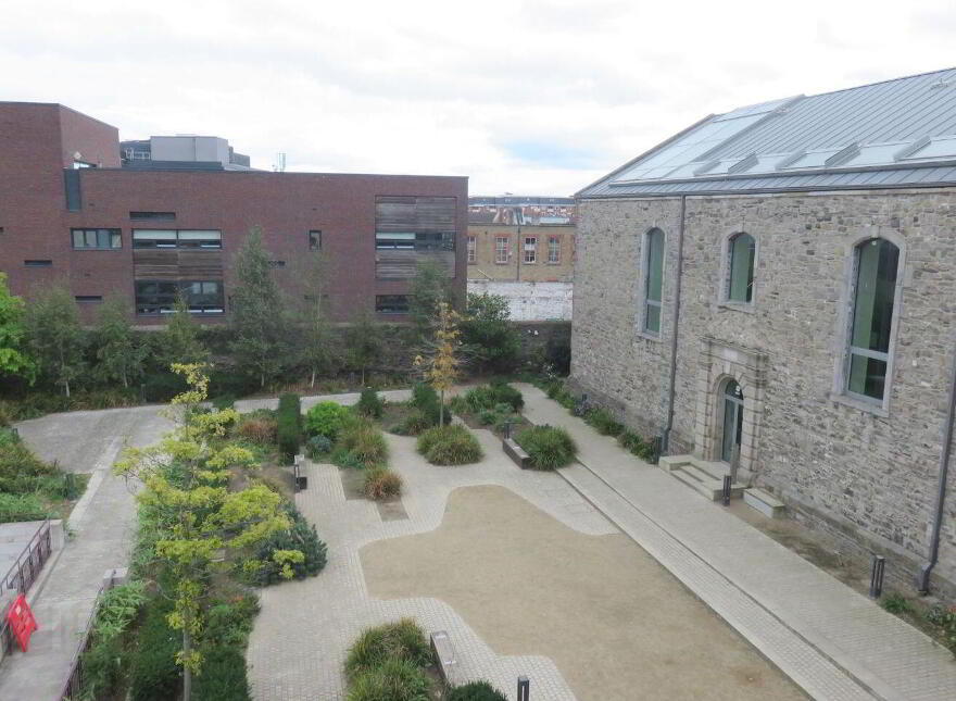 Apartment 8 Newmarket Hall, The Coombe, The Coombe, D08W659