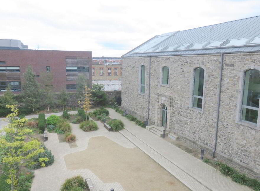 Apartment 8 Newmarket Hall, The Coombe, The Coombe, D08W659