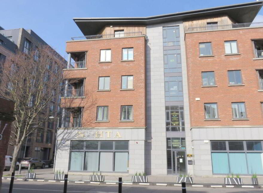 Apartment 8 Newmarket Hall, The Coombe, The Coombe, D08W659