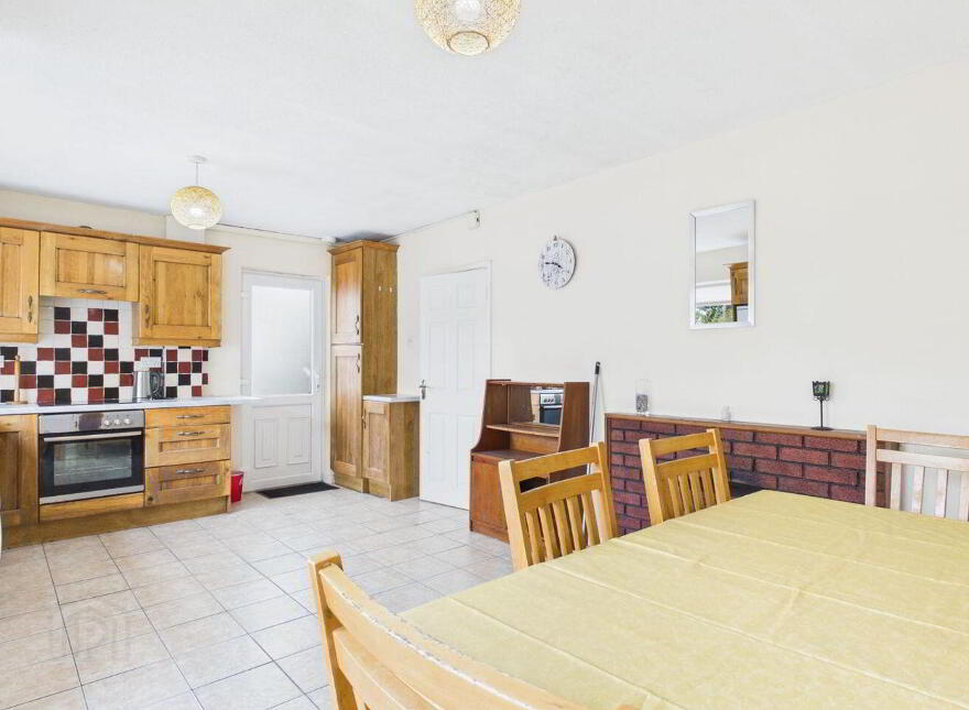 10 Curragh Park, Tuam, H54E825