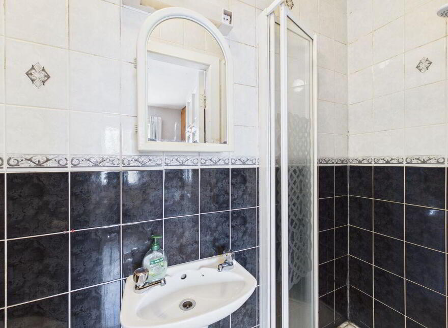 18 Michael Collins Road, Mervue, H91AH2W