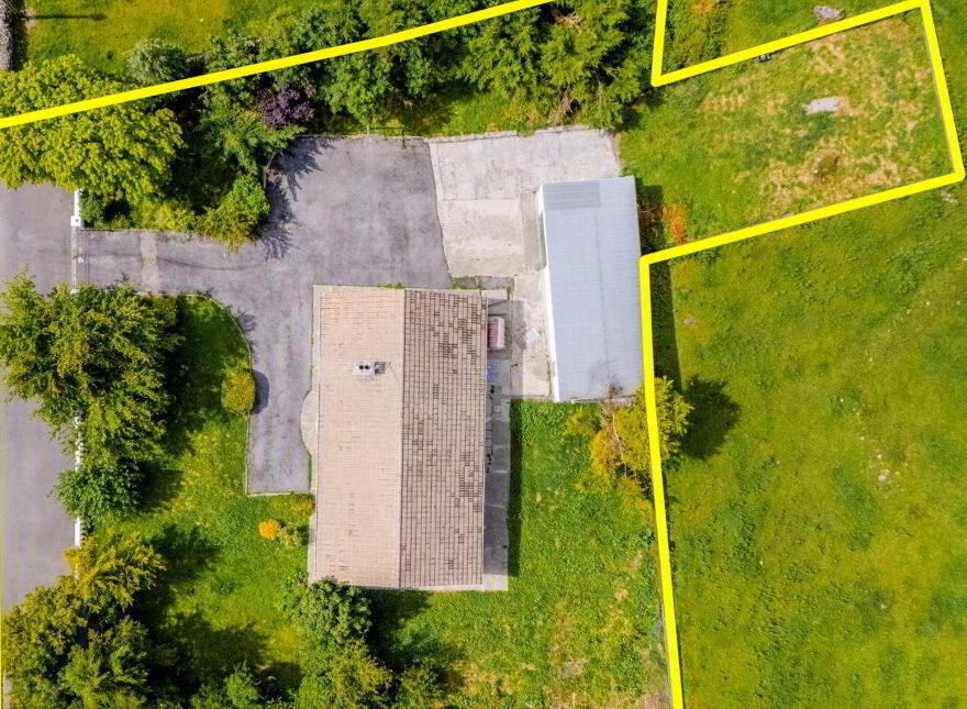 Claremorris Road, Friarsquarter, Ballinrobe, F31DX37