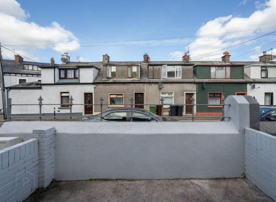 12 Saint Joseph's Terrace, Gould Street, The Lough, T12K7PX