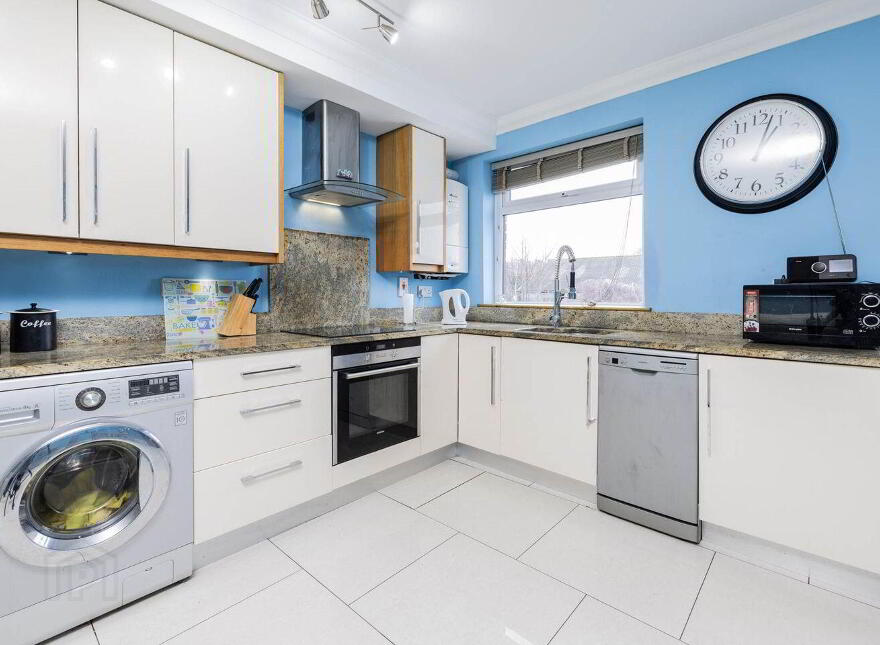 Apt 3, Newpark Centre, Blackrock, Blackrock, A94WK72