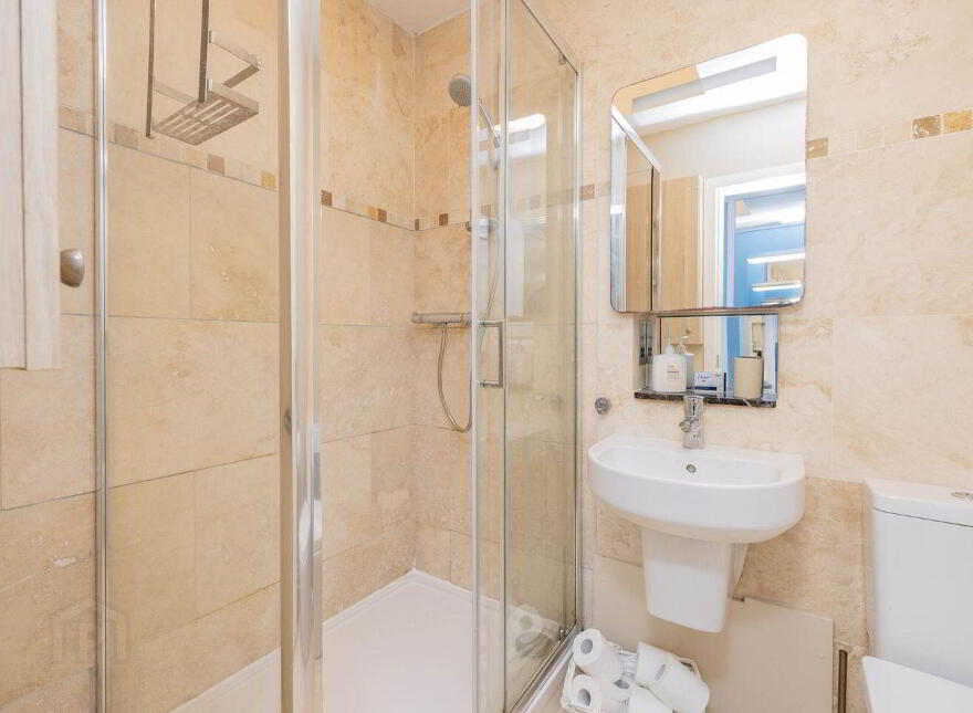 Apt 3, Newpark Centre, Blackrock, Blackrock, A94WK72