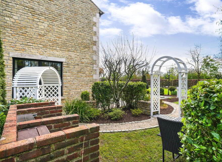 An Teach Buí, Rathmore, Athboy, C15T1W3