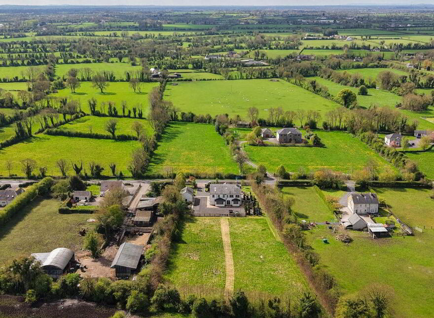 An Teach Buí, Rathmore, Athboy, C15T1W3