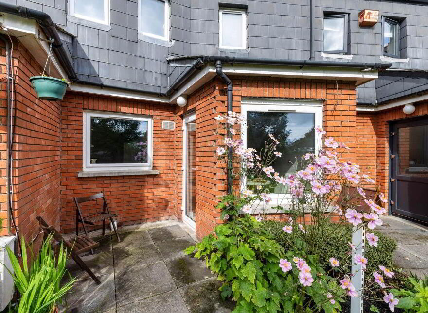 4 Mews Lucerne, 39 Castle Avenue, Clontarf, Clontarf, D03E725 photo