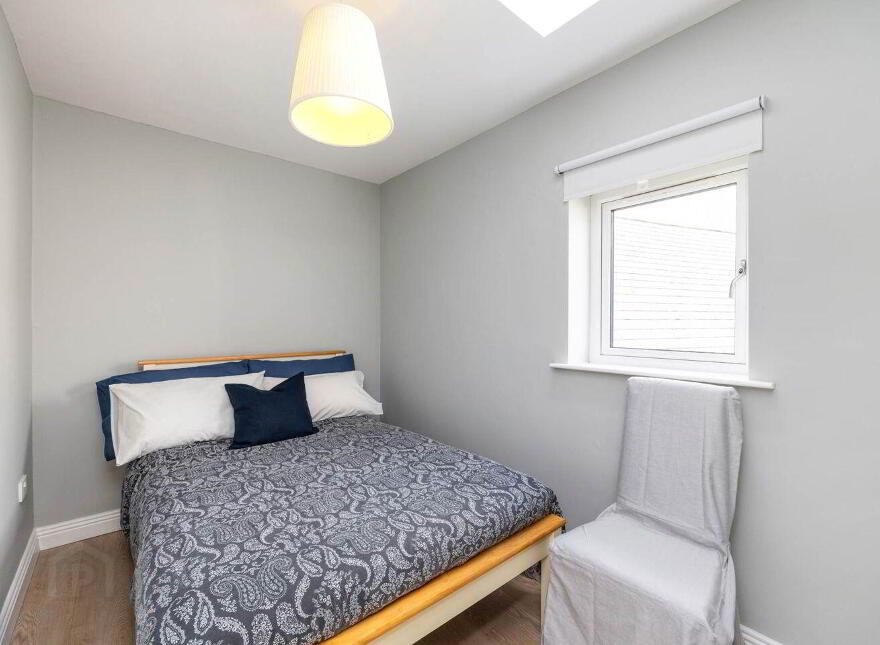 4 Mews Lucerne, 39 Castle Avenue, Clontarf, Clontarf, D03E725