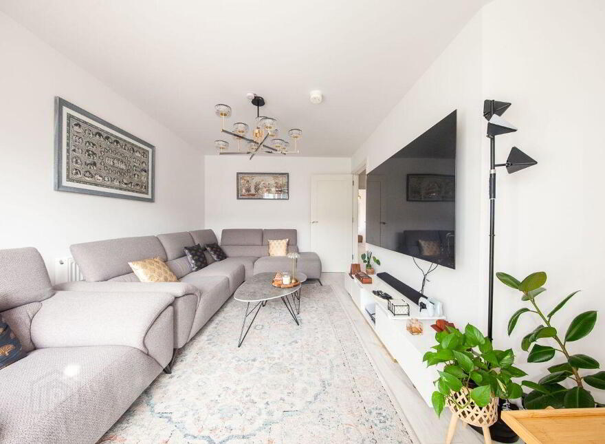1 Castleland Park Walk, Balbriggan, K32C977