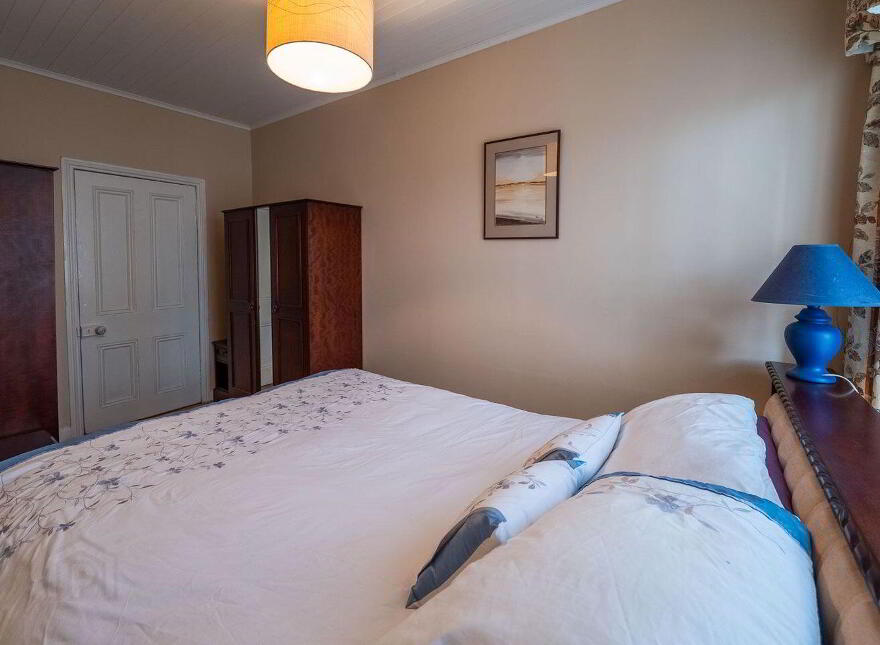 Patrick Street, Templemore, E41KC82