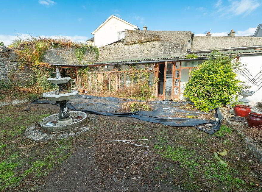 Patrick Street, Templemore, E41KC82