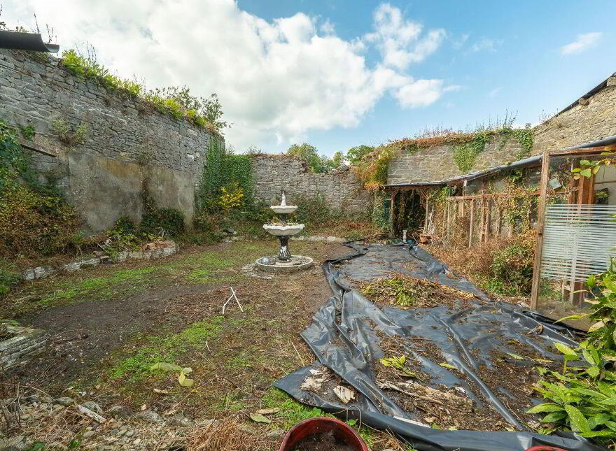 Patrick Street, Templemore, E41KC82