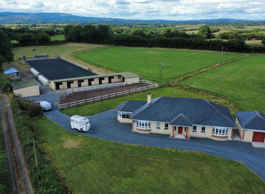 Graffin, Clonmore, Templemore, E41X253 photo
