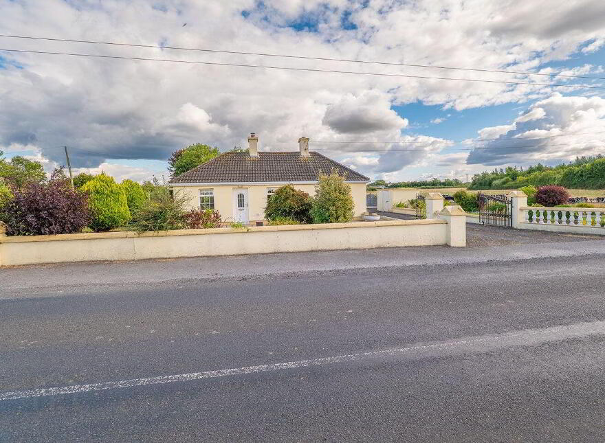 The Cobbs, Templemore, E41NX32