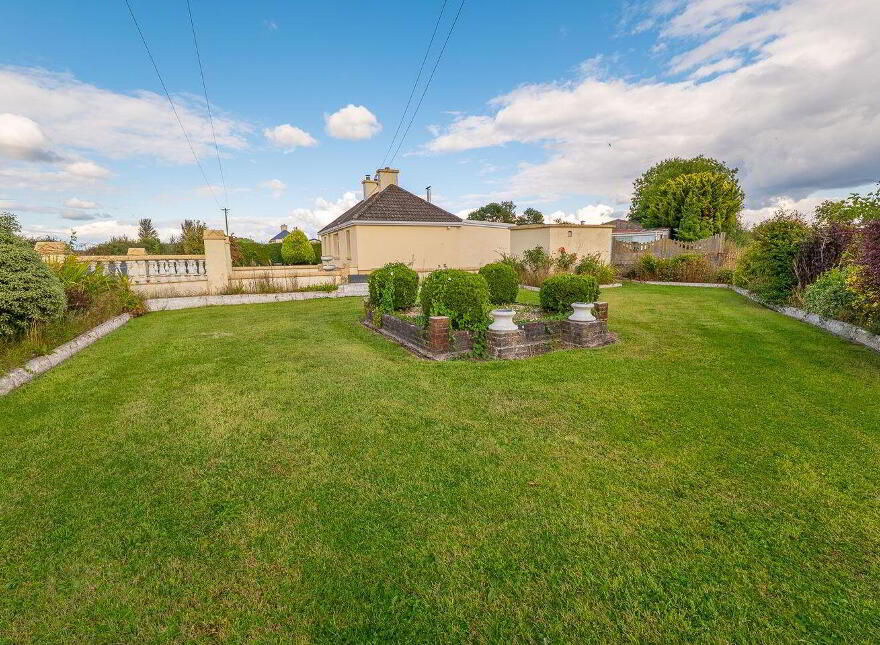The Cobbs, Templemore, E41NX32