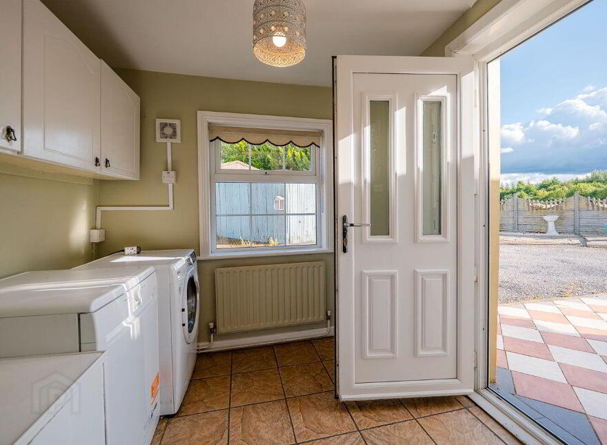 The Cobbs, Templemore, E41NX32