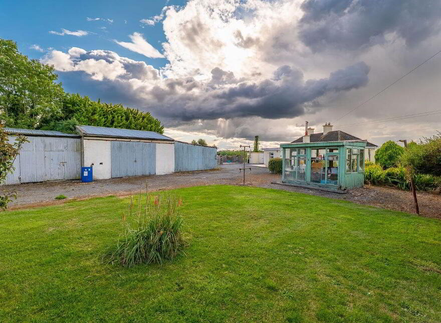The Cobbs, Templemore, E41NX32