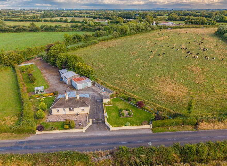 The Cobbs, Templemore, E41NX32