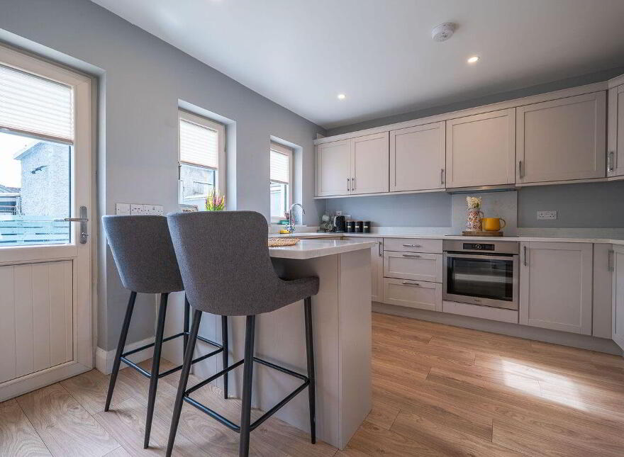 35 Railway View, Templemore, E41XT92